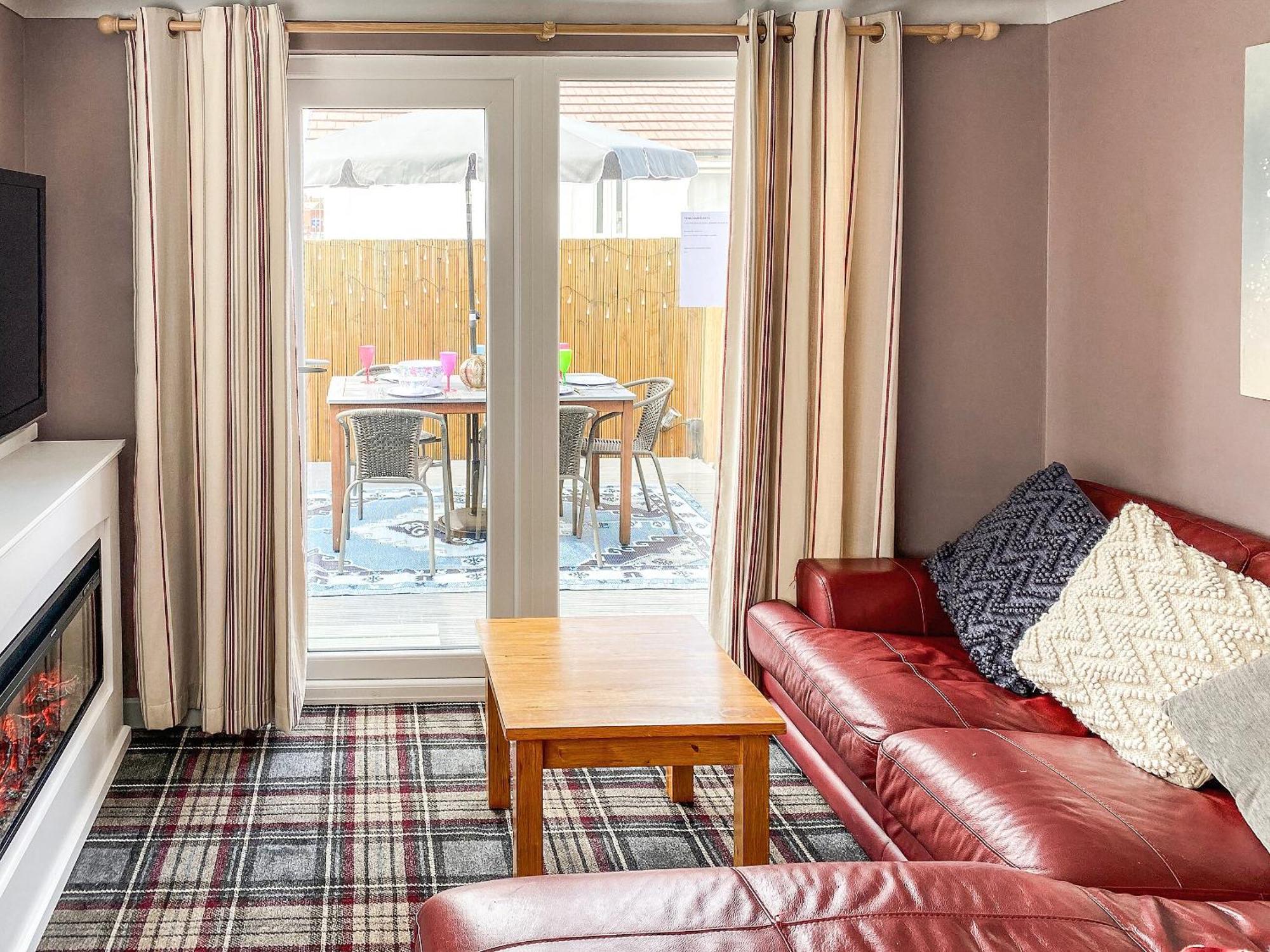 Villa Jasmins Retreat à Cleveleys Extérieur photo